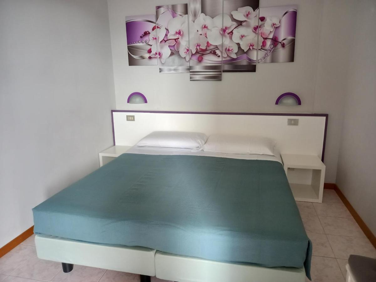 גראדו Hotel Lydia מראה חיצוני תמונה