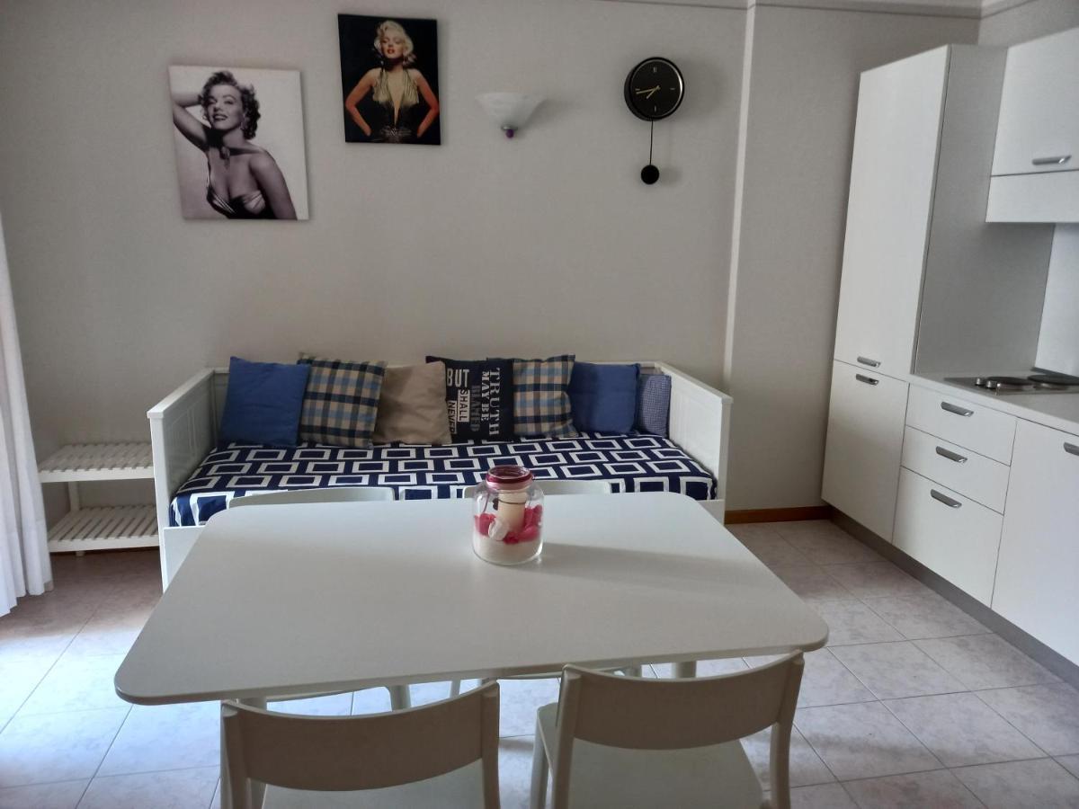 גראדו Hotel Lydia מראה חיצוני תמונה
